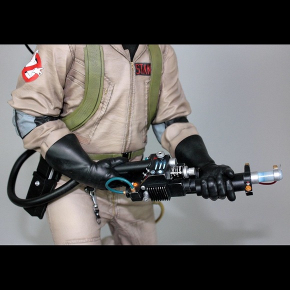 Officially Licensed Ghostbusters statue Ray Stantz - Picture 5 of 9